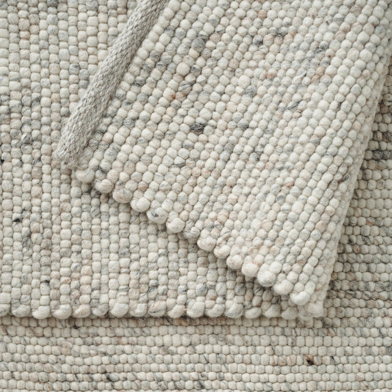 Agner rug in Beige 170x240 (5.6' x 7.9')