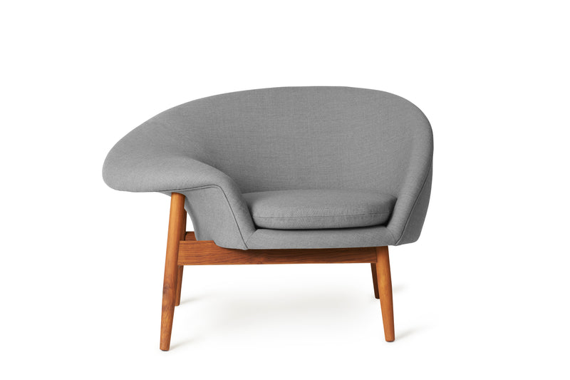 Fried Egg Lounge Chair - Warm Nordic - Chairs - Barnum 09/Smoked Oak - Left - Facing - HORNE