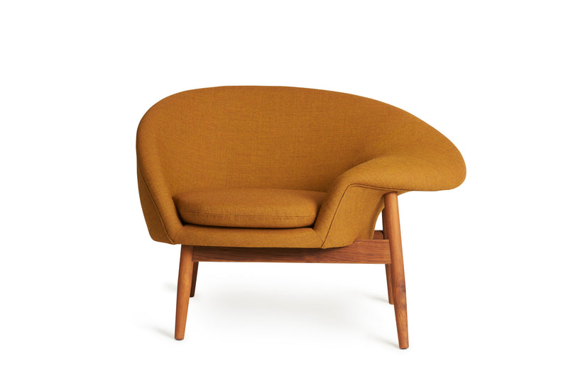 Fried Egg Lounge Chair - Warm Nordic - Chairs - Barnum 09/Smoked Oak - Left - Facing - HORNE