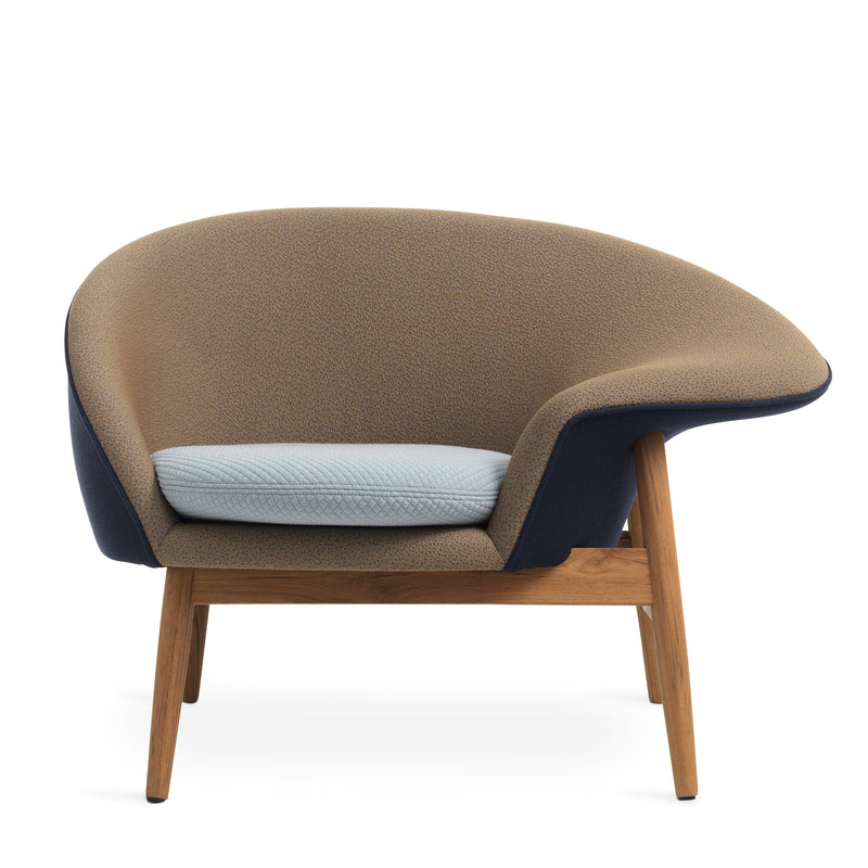 Fried Egg Lounge Chair - Warm Nordic - Chairs - Barnum 09/Smoked Oak - Left - Facing - HORNE