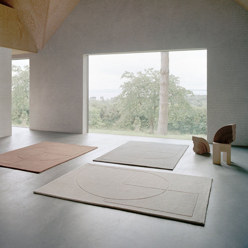 Lineal Poem rug in Amber 170x240 (5.6' x 7.9')