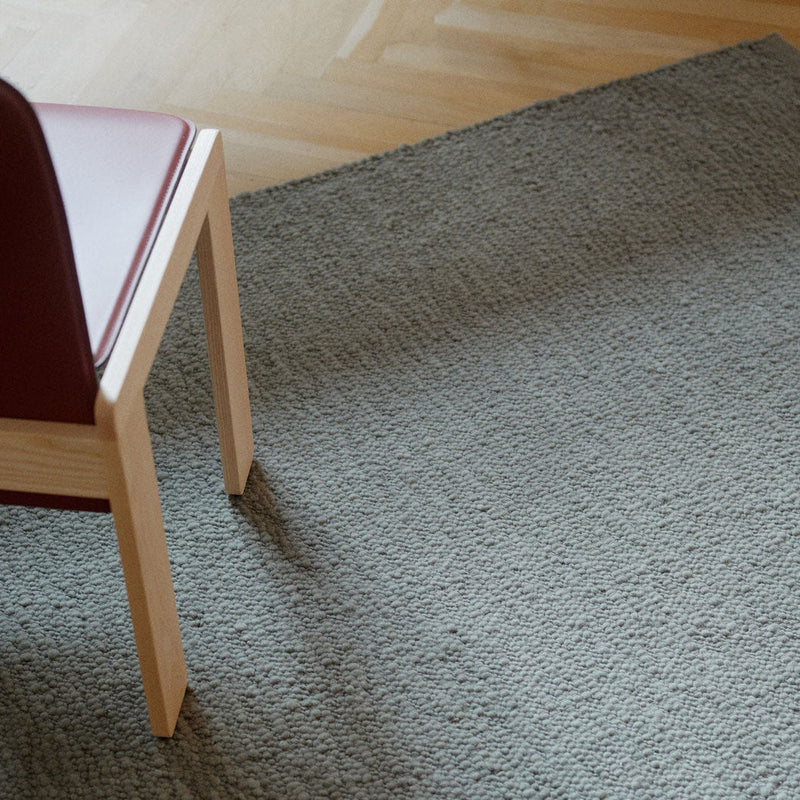 Pebbled Poem rug in White 170x240 (5.6' x 7.9')