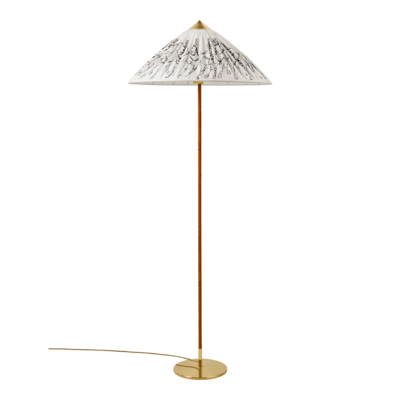 9602 Floor Lamp - Gubi Floor Lamps - Brass - Henry Moore - HORNE