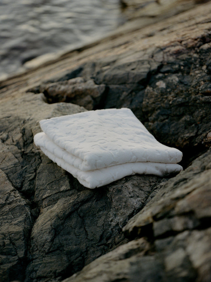 Cilla Bath Towel styled in a contemporary interior - Ferm Living 2
