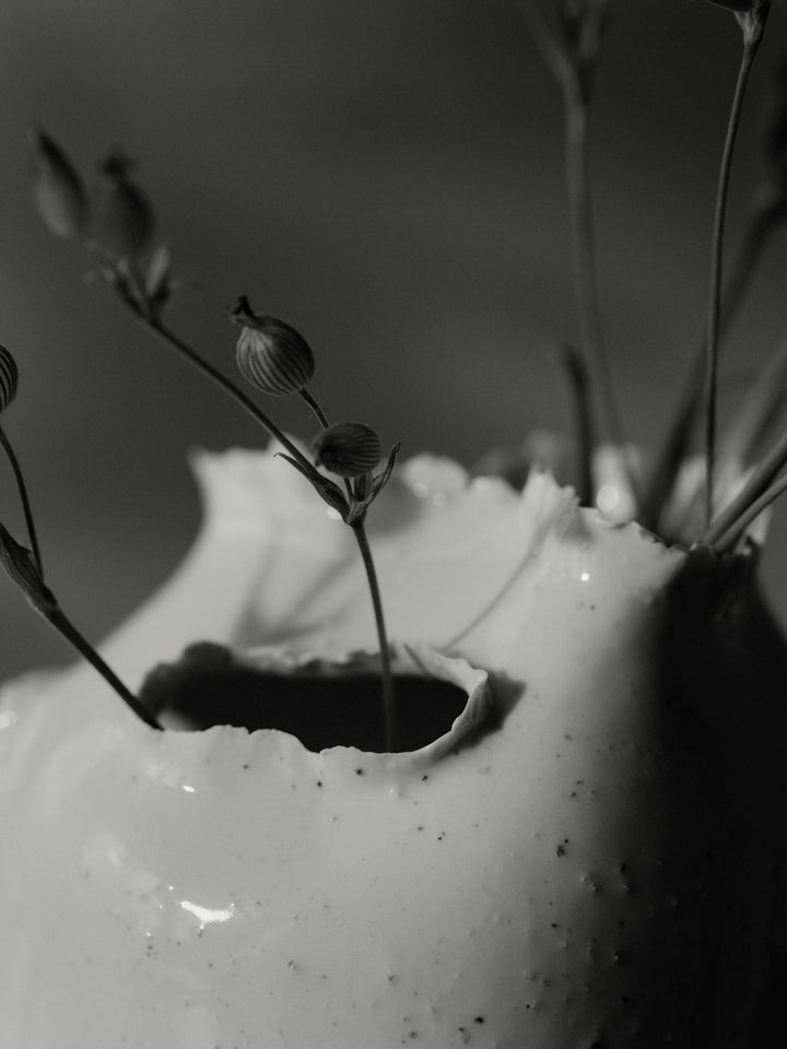 Tereo Round Vase styled in a contemporary interior - Ferm Living 2