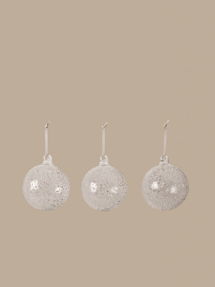 Flurry Glass Baubles - L / White alternate view - Ferm Living