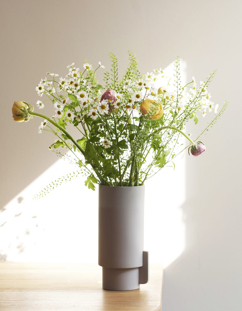 Alcoa Vase Large, Light Grey - Form & Refine - HORNE