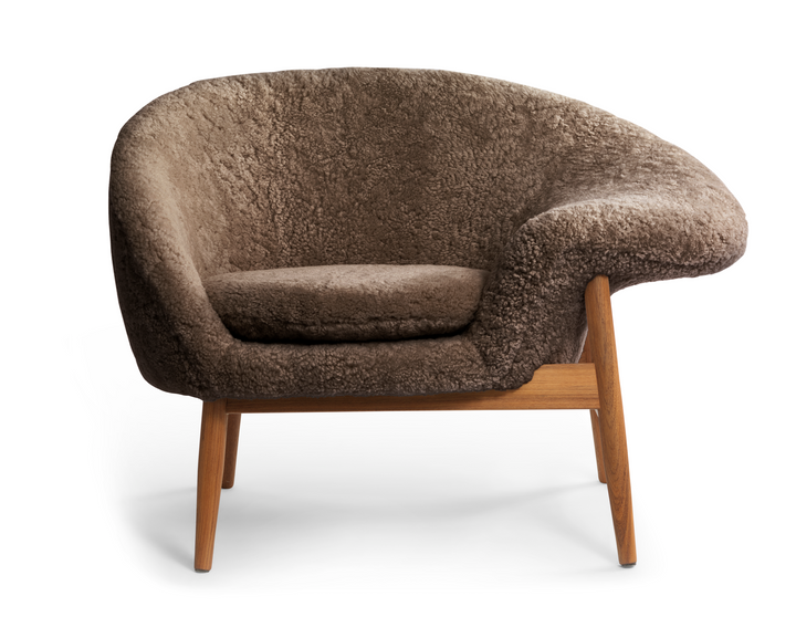 Fried Egg Lounge Chair - Warm Nordic - Chairs - Drake - Right - Facing - HORNE