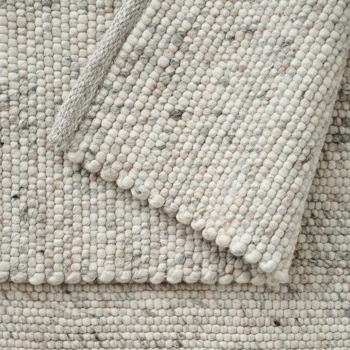 Agner rug in Beige 250x350 (8.2' x 11.5')