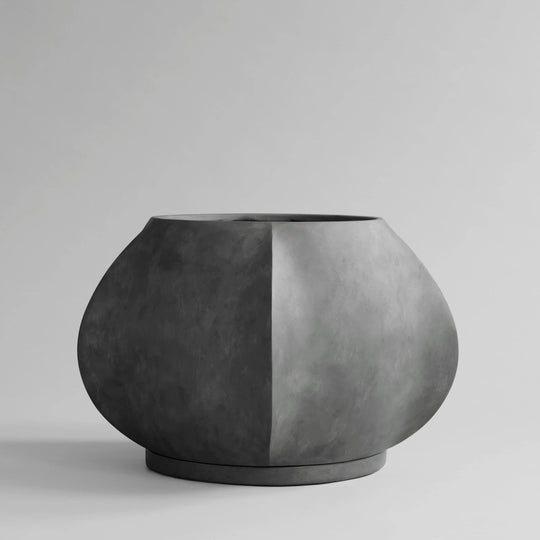 Arket Plant Pot - 101 Copenhagen Vases - Big - Dark Grey - HORNE