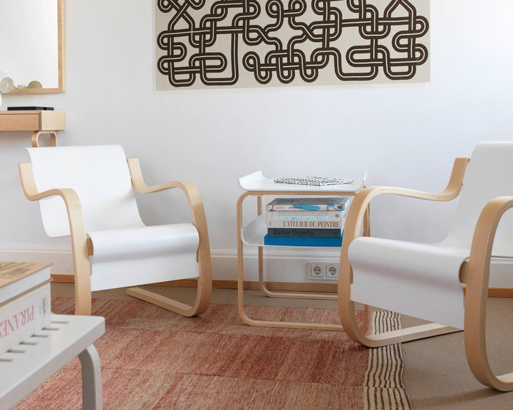 Armchair 42 - Alvar Aalto - Artek Chairs - Black - HORNE