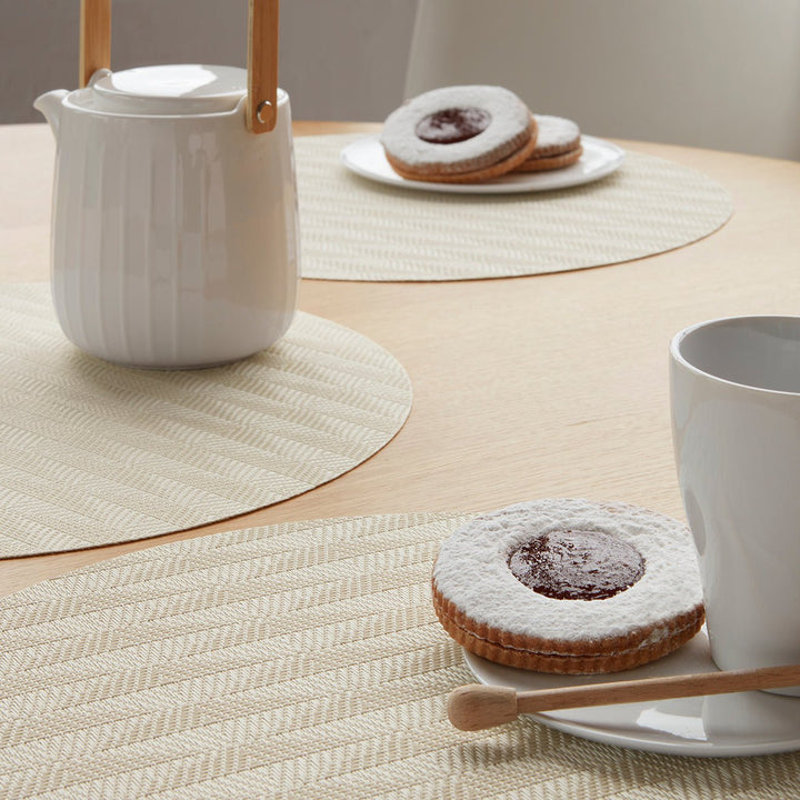 Arrow Placemat lifestyle