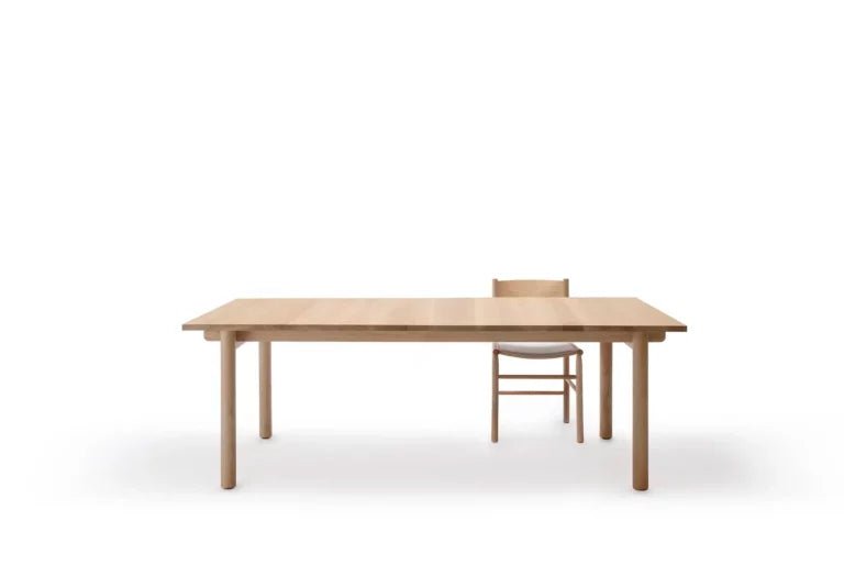 Basic Extendable Table - Straight - Nikari Tables + Desks - Natural Oiled Oak - HORNE