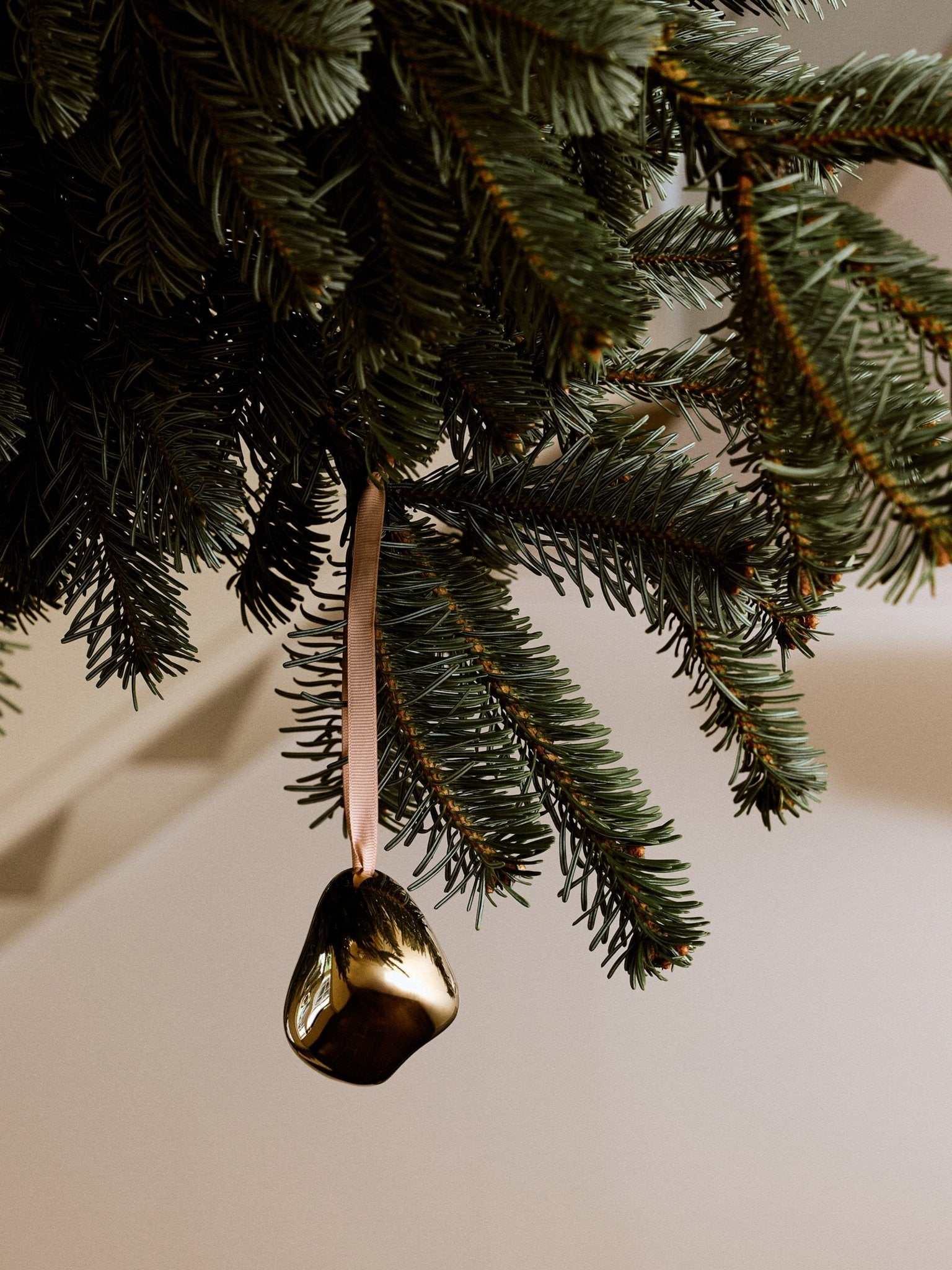 Bellure Baubles - Set of 2 - Brass Finish - Ferm Living