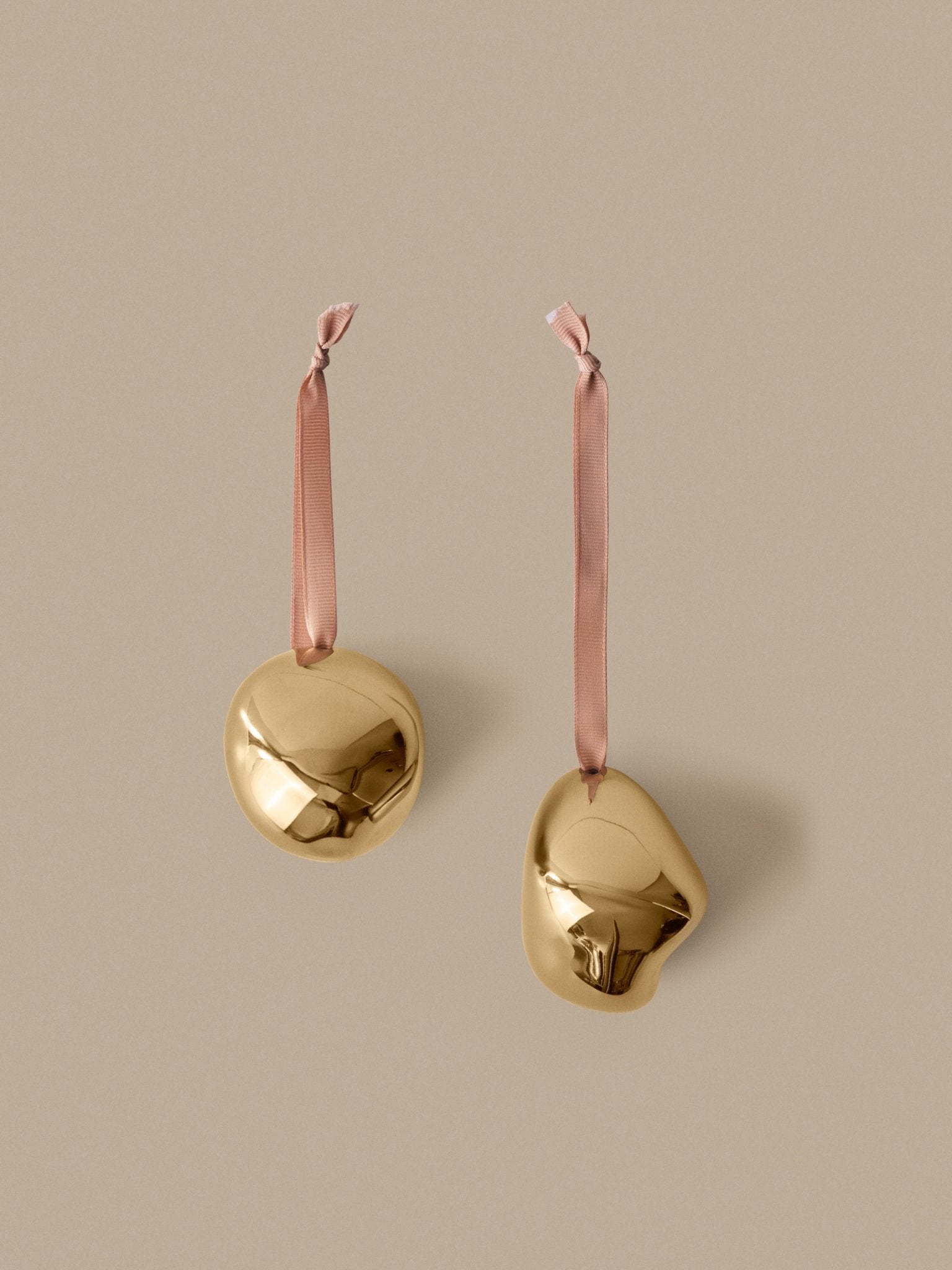 Bellure Baubles - Set of 2 - Brass Finish - Ferm Living