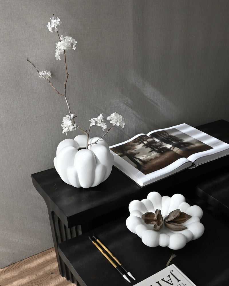 Bloom Vase - 101 Copenhagen Vases - Bone White - Petit - HORNE