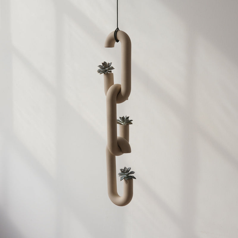 Chain Vase - Misewell Pots & Planters - HORNE