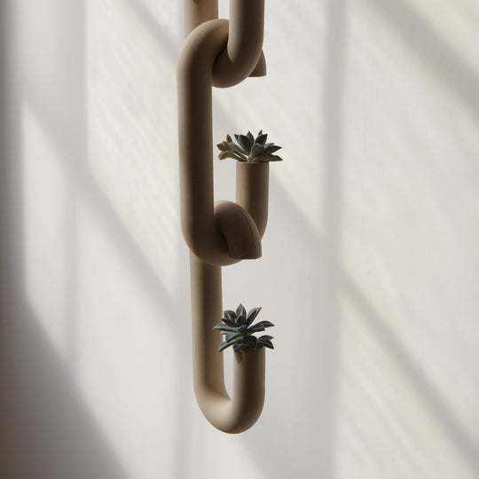 Chain Vase - Misewell Pots & Planters - HORNE