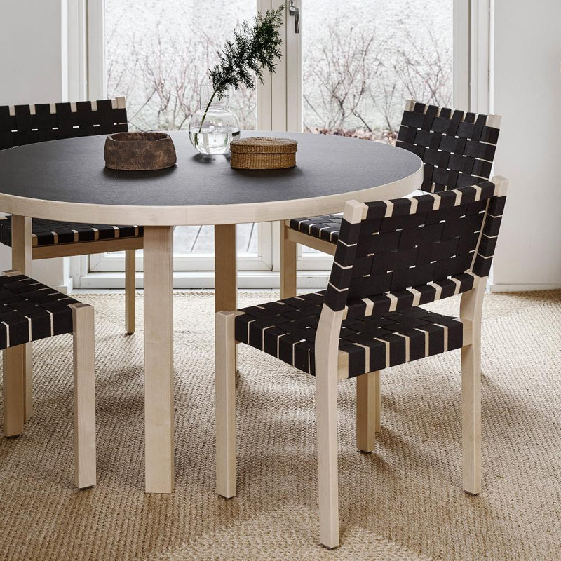 Chair 611 - Natural Lacquered - Artek - Chairs - Black - HORNE