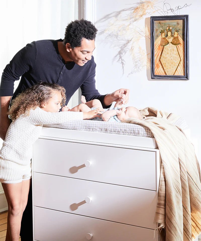 NEED WHITE PIC Changing Tray