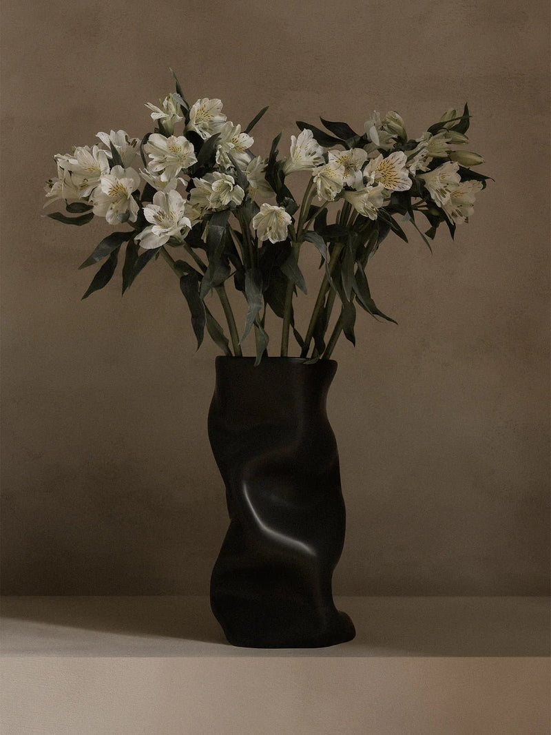 Collapse Vase - Audo Copenhagen - Vases - Small - Black - HORNE