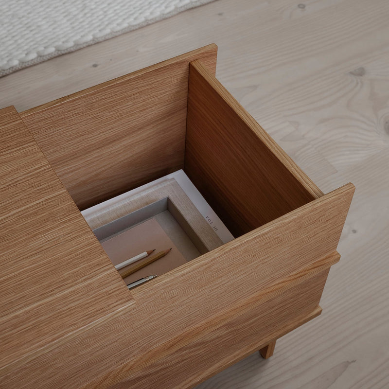 Correlation Bench - Medium - Oak Lacquered - by We Do Wood