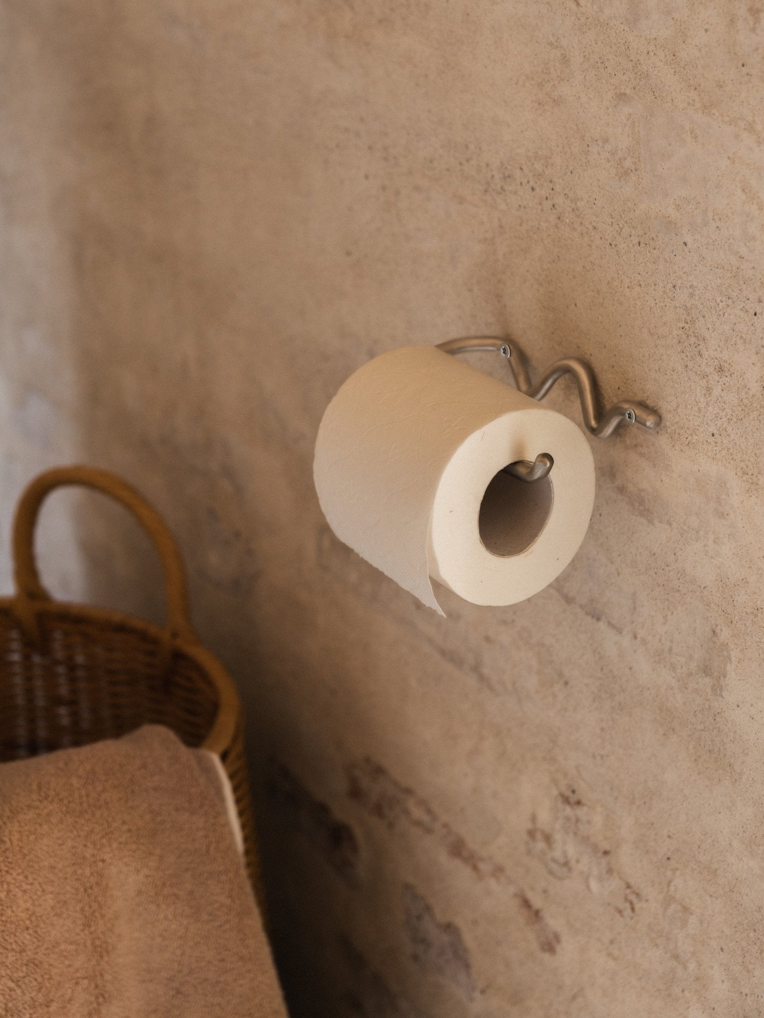 Curvature Toilet Paper Holder - Stainless Steel - Ferm Living