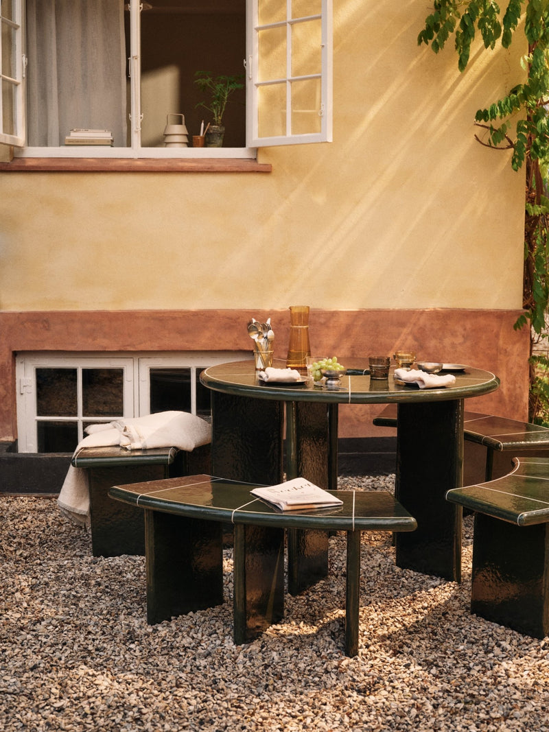Deya Dining Table - Ø120 - Ferm Living Tables - HORNE
