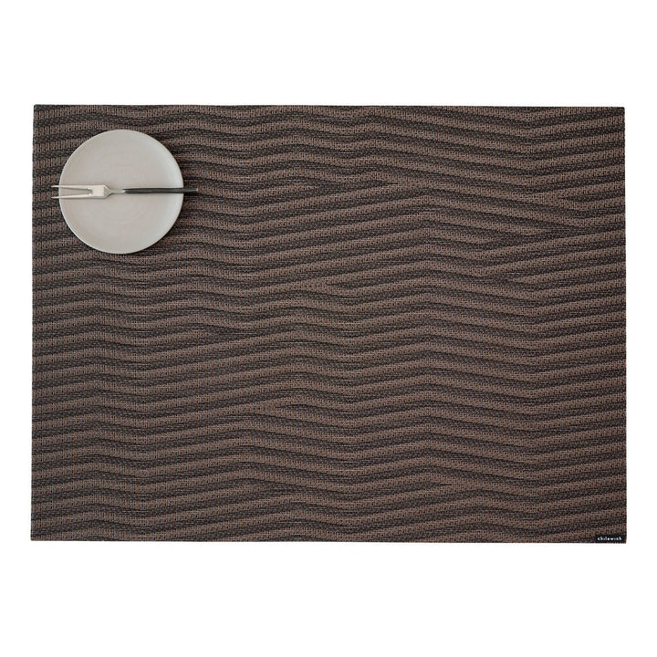 Dune Placemat in Raisin