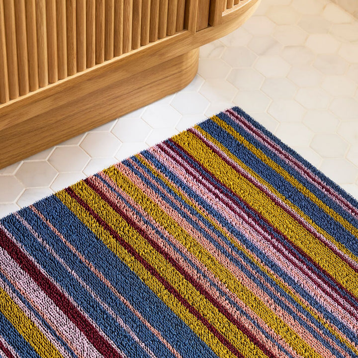 Echo Stripe Shag Mat lifestyle