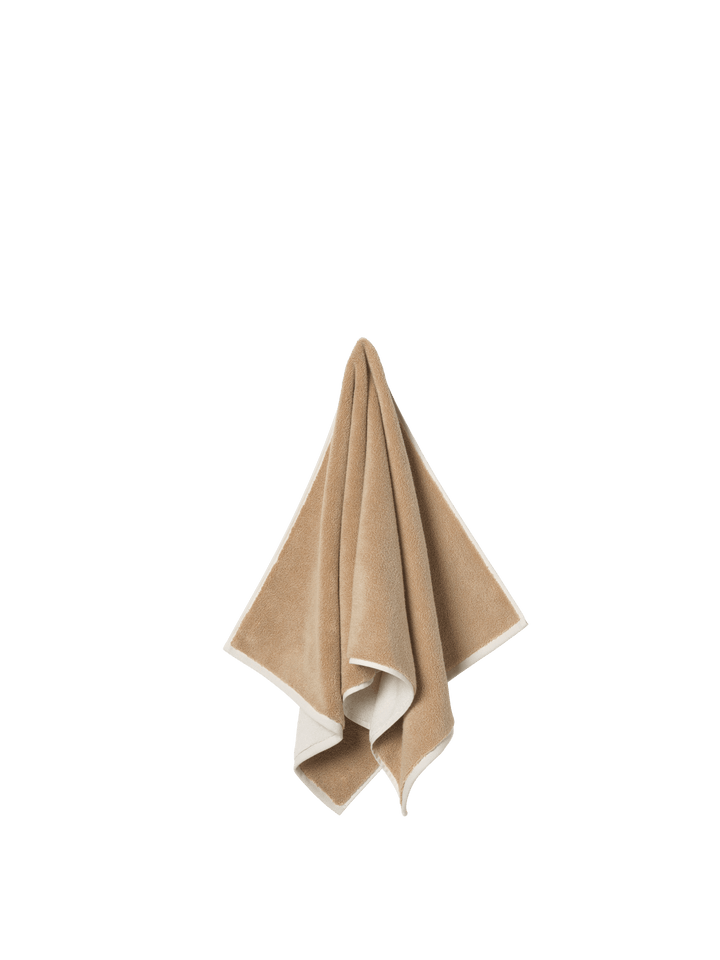 Ekko Hand Towel - Ferm Living - Olive/Cashmere - HORNE