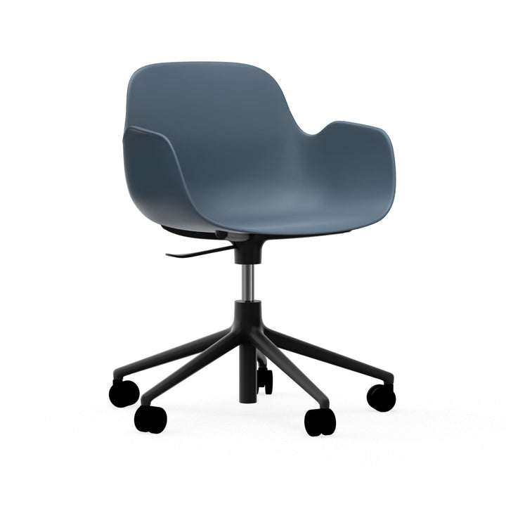 Form Armchair Swivel 5W Gas Lift Aluminum - Normann Copenhagen Swivel Chairs - Form Armchair Swivel 5W Gas Lift Black Alu - Blue - HORNE