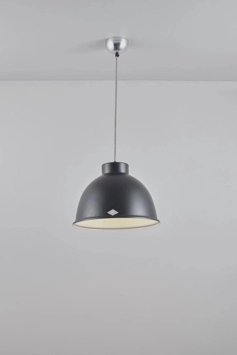 Giant 0 Pendant - Original BTC Pendants - Black - HORNE