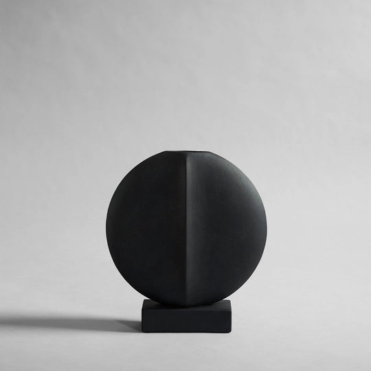 Guggenheim Vase - 101 Copenhagen Vases - Mini - Black - HORNE