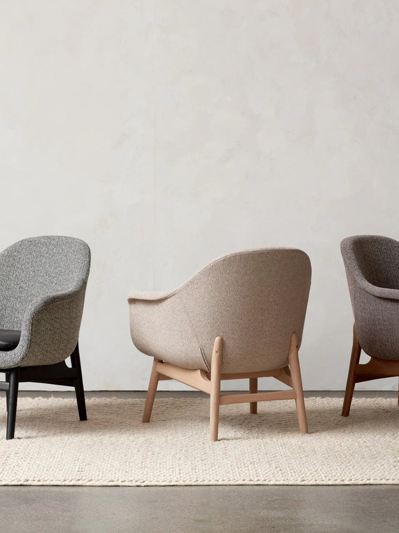 Harbour Lounge Chair - Audo Copenhagen Chairs - Natural Oak - Audo Bouclé 02 - HORNE