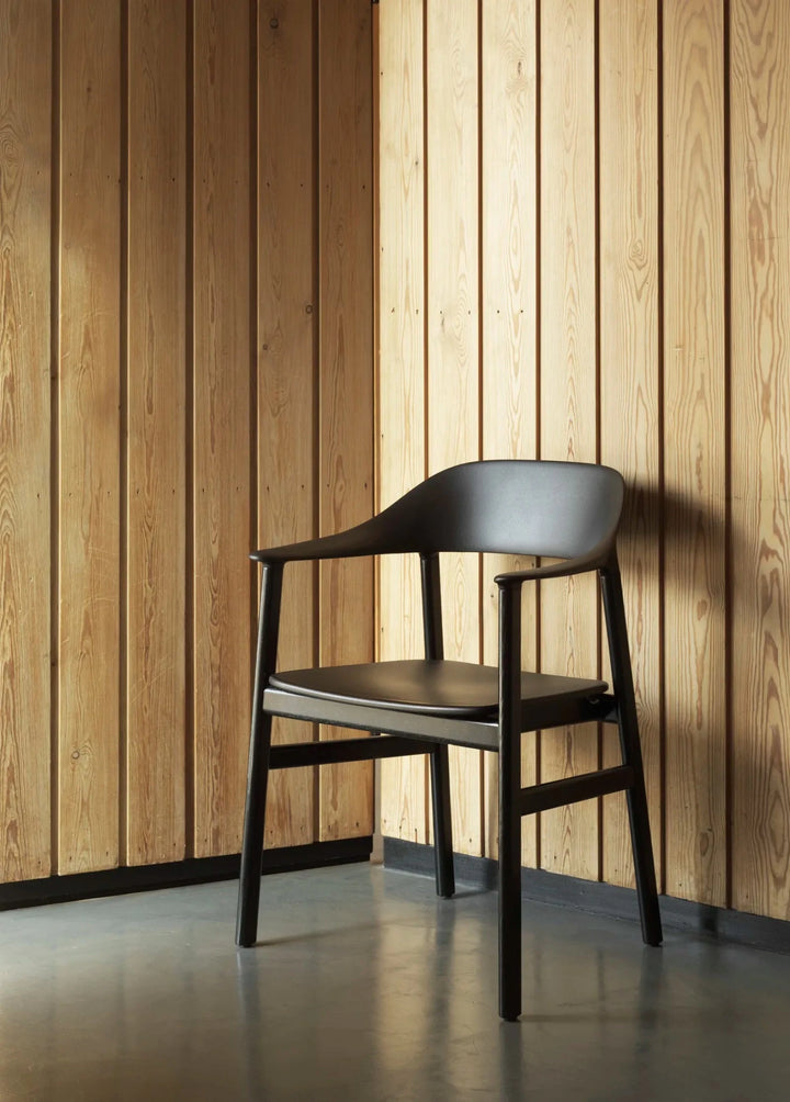 Herit Armchair Upholstery - Normann Copenhagen Dining Chairs - Herit Armchair Upholstery Smoked Oak - Remix White - HORNE