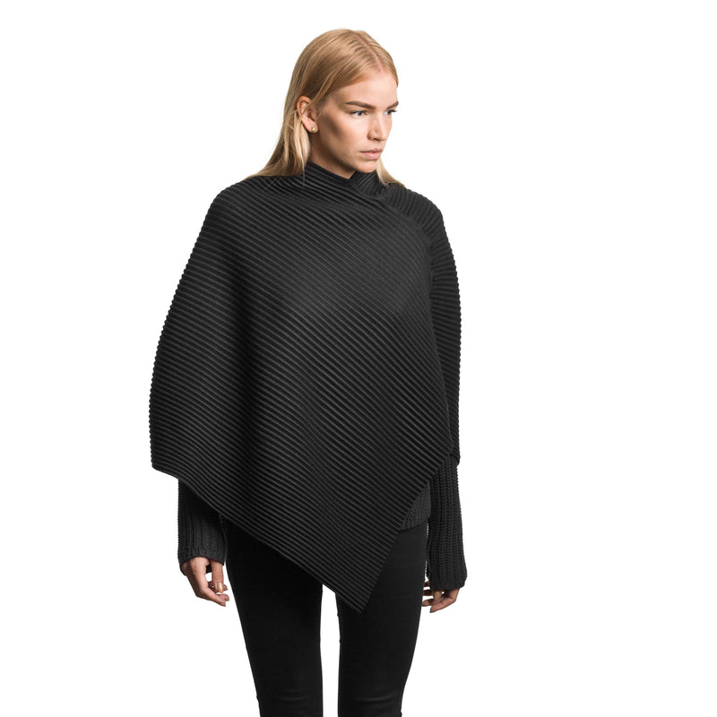 Pleece Poncho