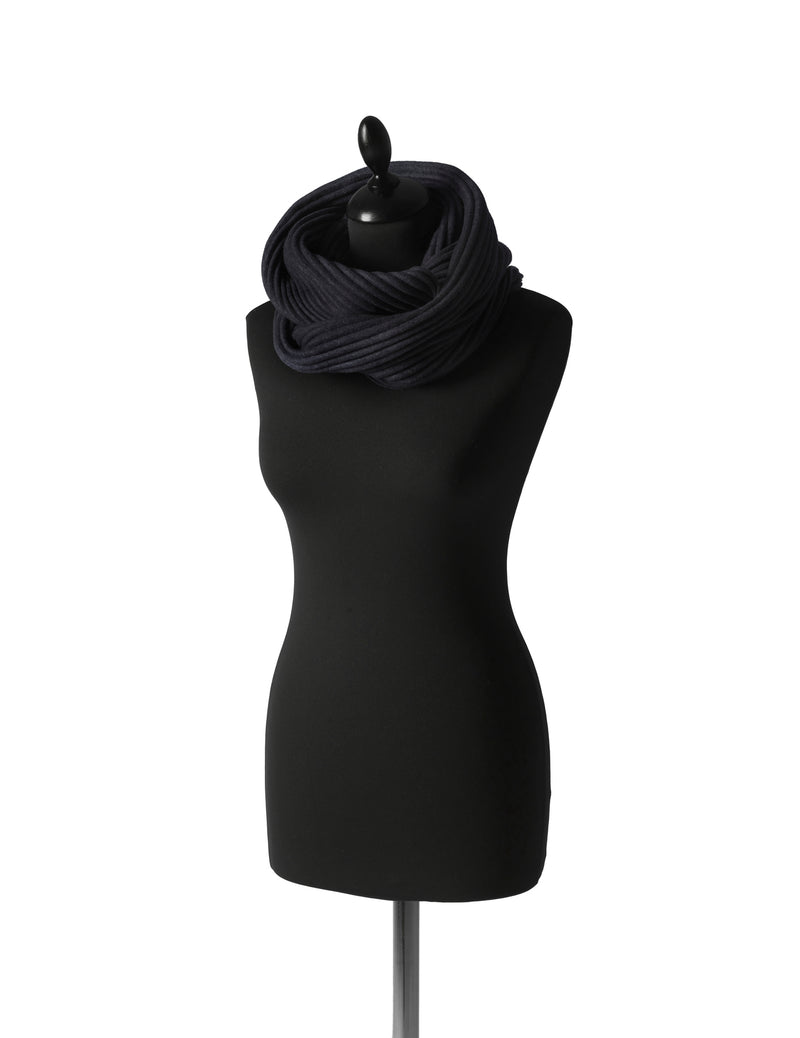 Pleece Snood
