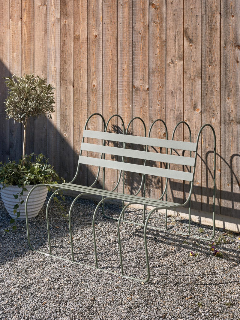 Gardener'S Sofa