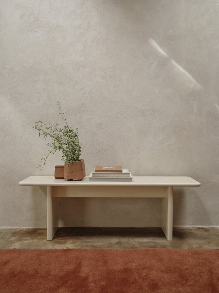 Kurinu Pot - Ferm Living - Planters - White - HORNE