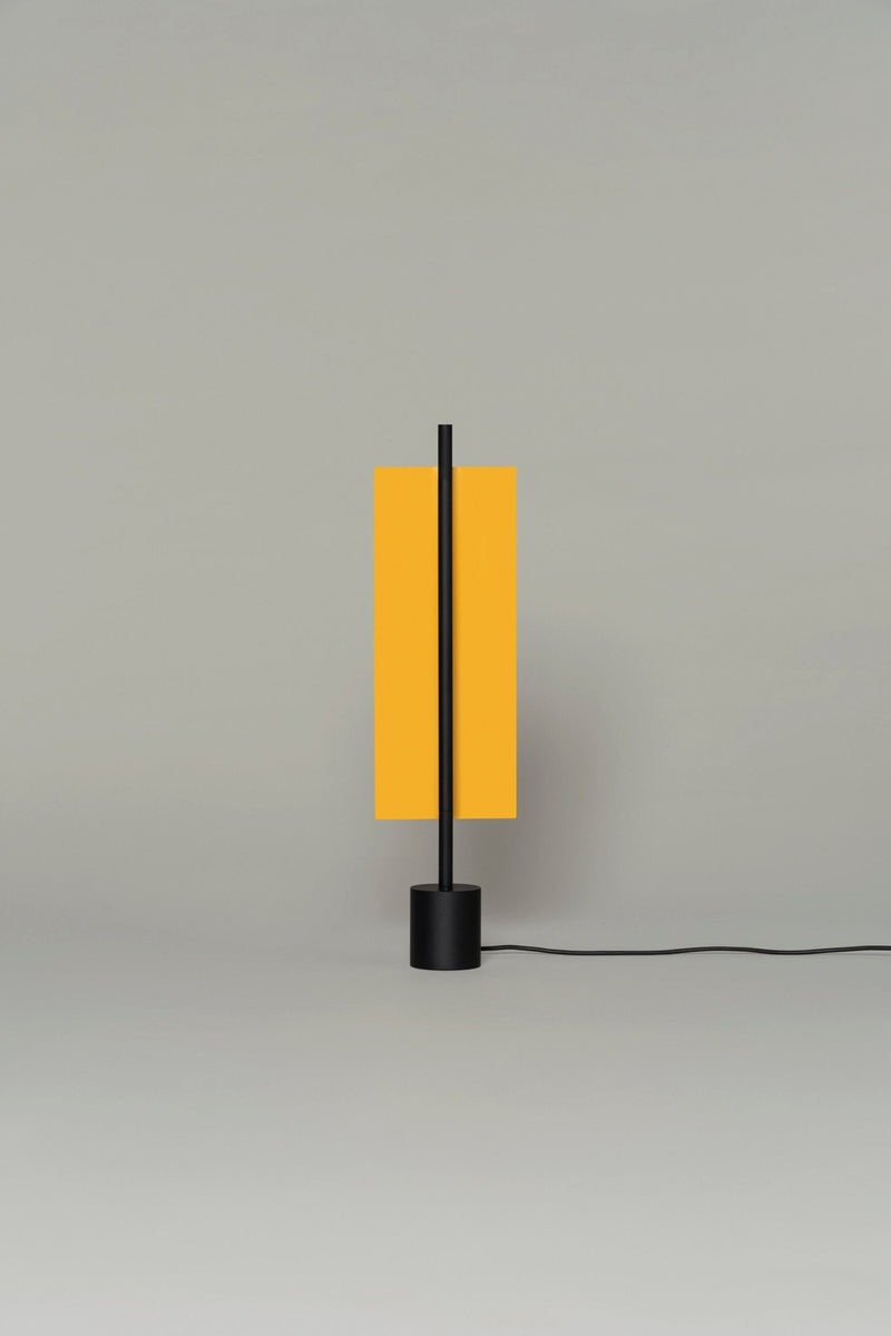 Lámina Dorada 45 Table Lamp - Santa & Cole - Table + Task - HORNE