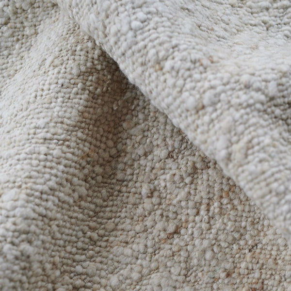 Logmar rug in Ivory 200x300 (6.6' x 9.8')