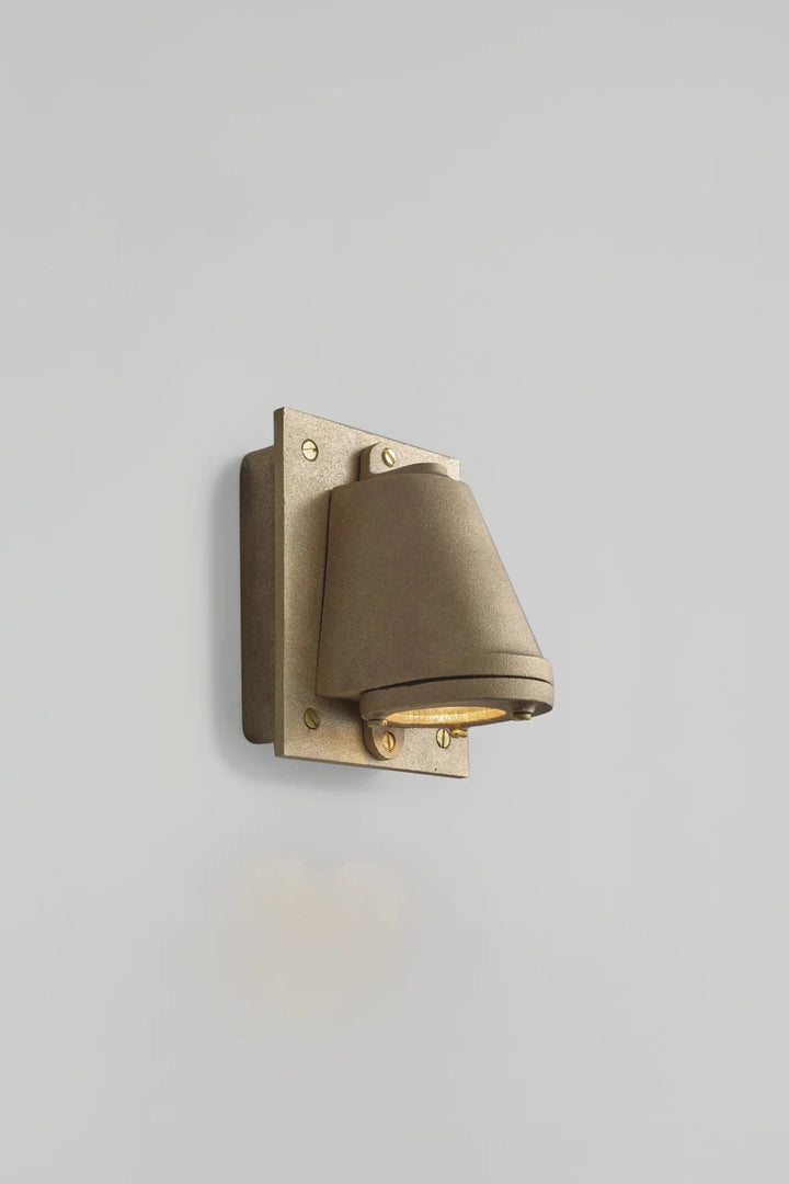 Mast Light with Back Box - Low Voltage - Davey Lighting Outdoor Lights - Sandblasted Weathered Bronze - HORNE