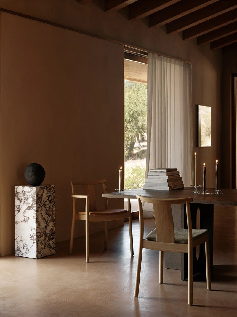 Merkur Dining Chair - Without Armrests - Audo Copenhagen Chairs - Black Oak - Bouclé 06 - HORNE