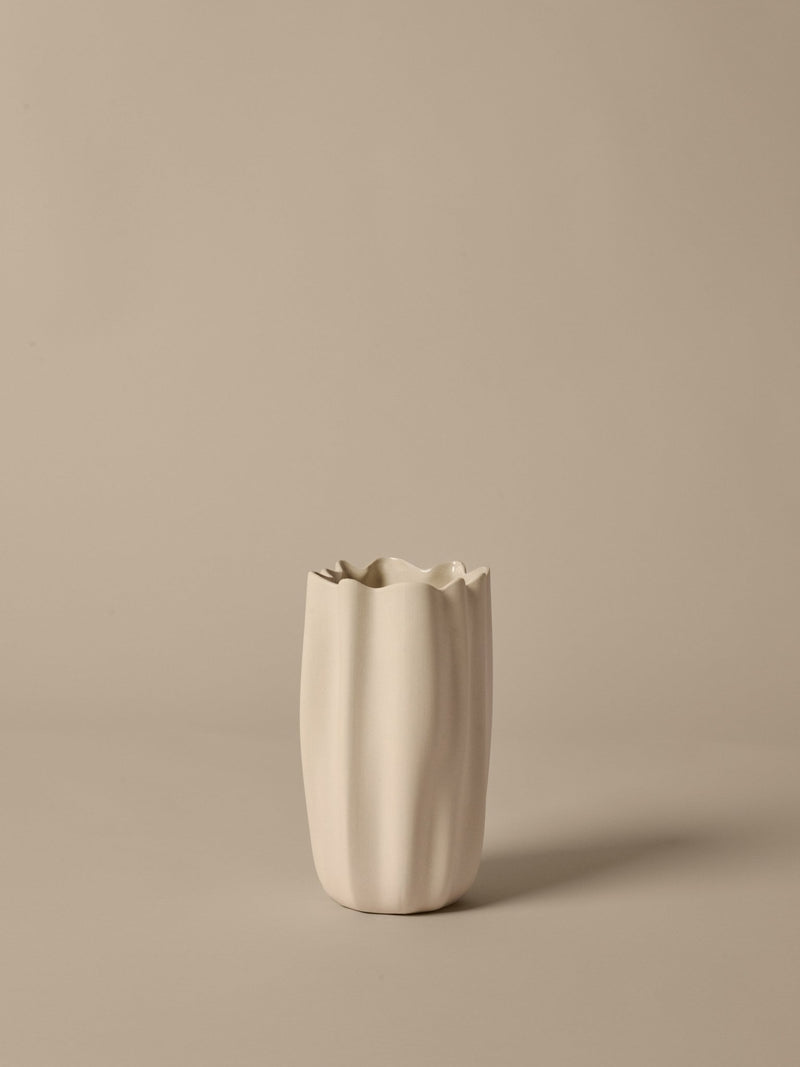 Nium Vase - H23 - Ferm Living Vases - Dark Sage - HORNE
