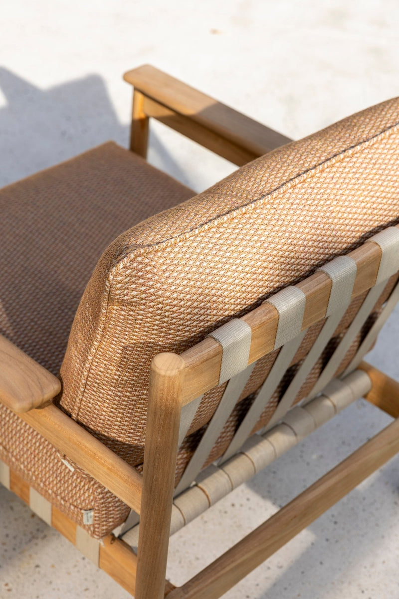 Oda Lounge Chair - Vincent Sheppard Outdoor Furniture - Sienna - HORNE