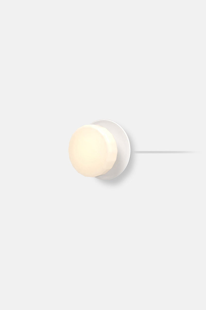 Pastille 1 Disc Corded - Faceted - RBW Lighting - Matte White - 2700K (warm white) - Corded Plug - in (Back) / 120V Input - HORNE