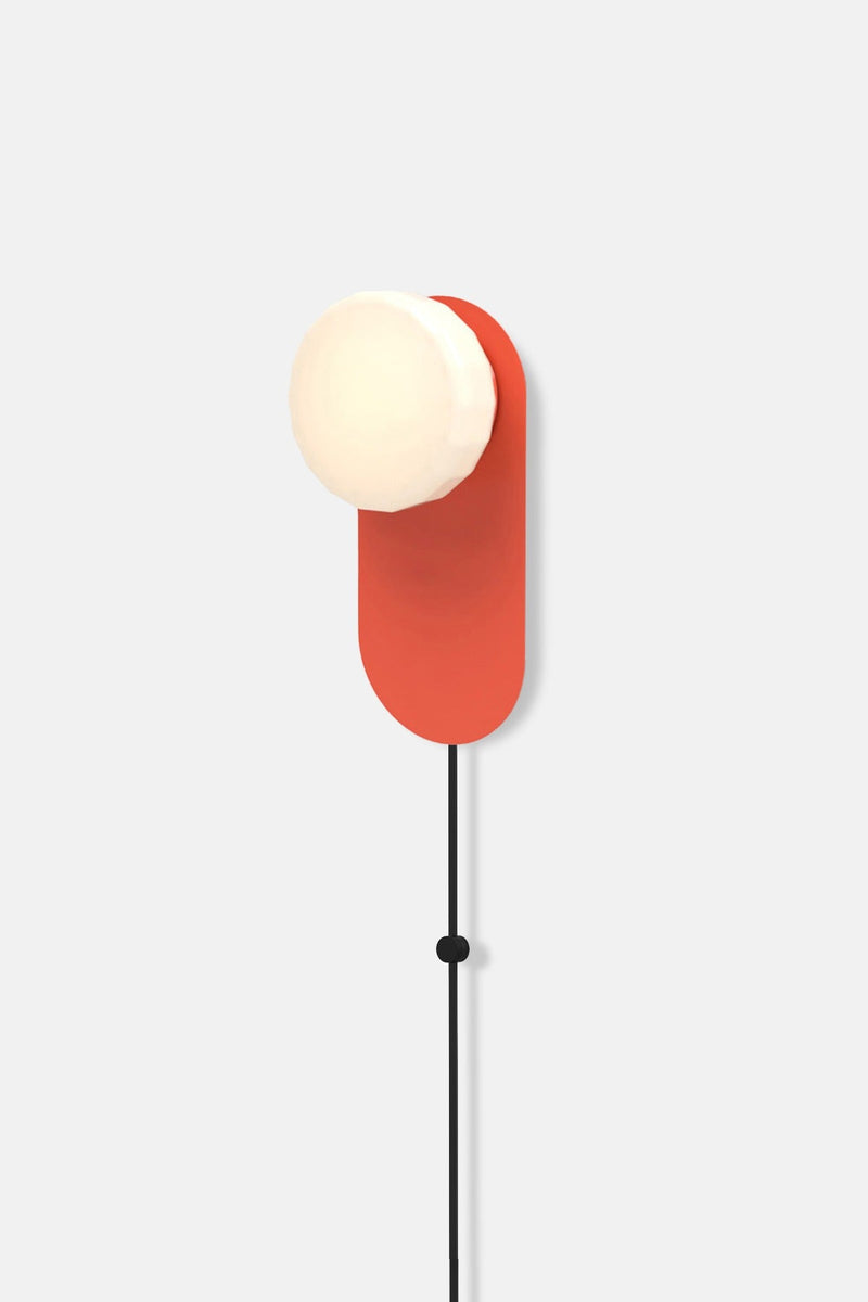 Pastille 1 Wayfind Corded - Faceted - RBW Lighting - Matte White - 2700K (warm white) - Corded Plug - in (Back) / 120V Input - HORNE