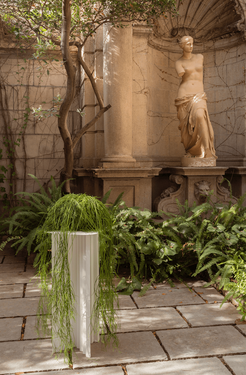 Plec Pedestal - RS Barcelona - Outdoor Furniture - White - HORNE