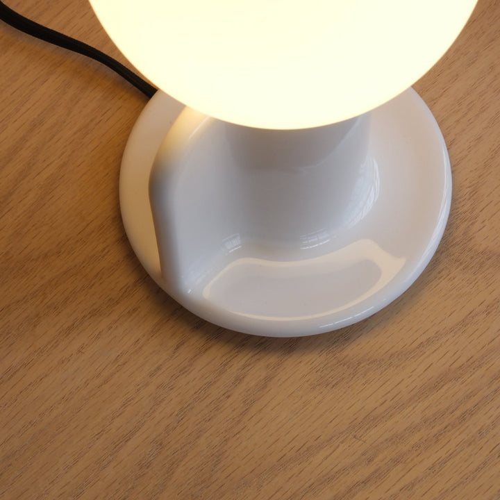 Q Lamp - Misewell Lamps - White Glossy - HORNE